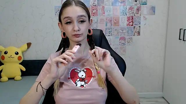 Dirty chat webcam: explore liveshows with versed models, from laying bare to fetishes, in a variety of sexy free adult webcams.