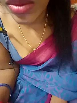 janani-tamizhachi from StripChat is Freechat