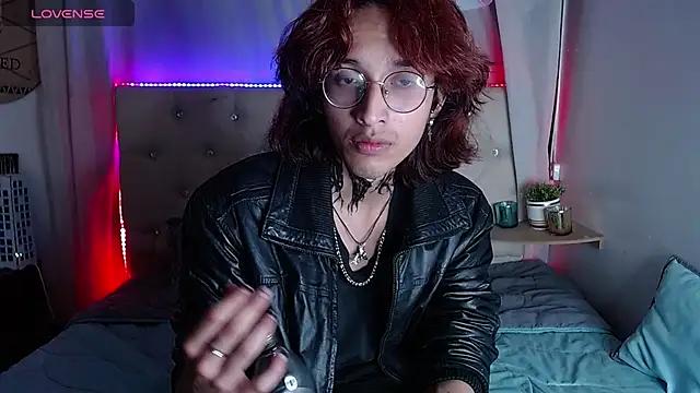 Dirty chat webcam: explore liveshows with versed models, from laying bare to fetishes, in a variety of sexy free adult webcams.