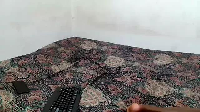 Jaybolla webcams show profile image 