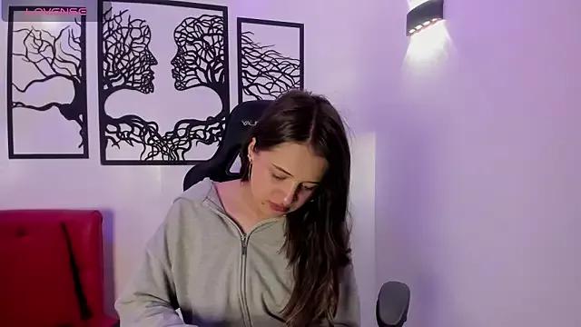 Jazmin_Prinss from StripChat is Freechat