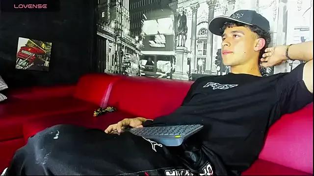 Jeff_Lucky5 from StripChat
