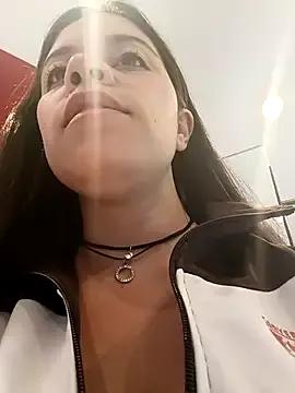 JenniferLegs from StripChat is Freechat