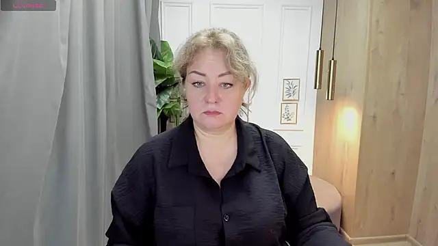 JenniferLight from StripChat
