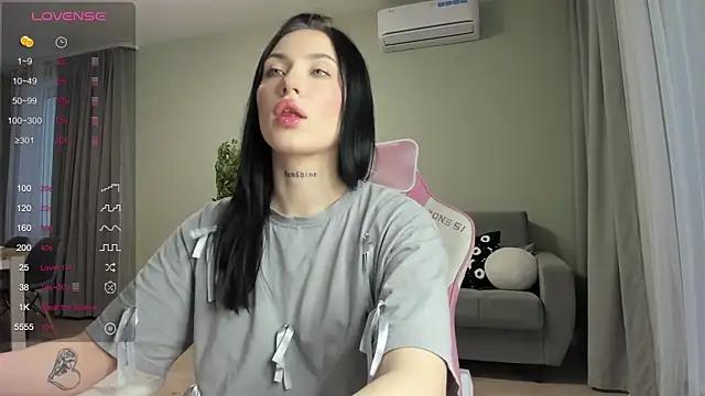JenniferQueen11 from StripChat