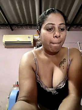 JENNIFERtamil from StripChat