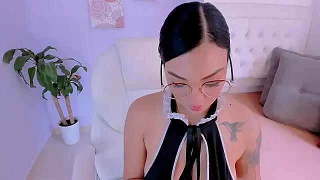 JennLeMoka from StripChat