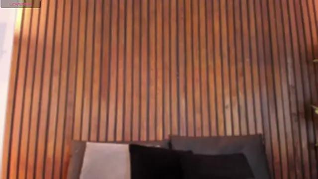 Jennmiiller_ from StripChat