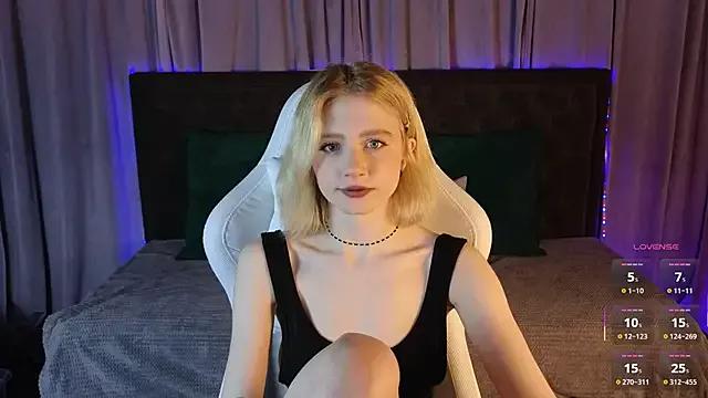 jenny_bunny_ from StripChat is Freechat