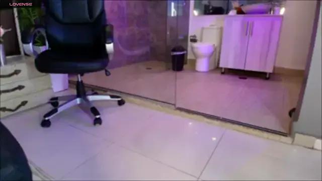 JennyLinn__ from StripChat is Freechat