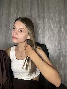 jennyluvv from StripChat is Freechat