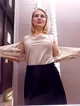 JennyOMay from StripChat