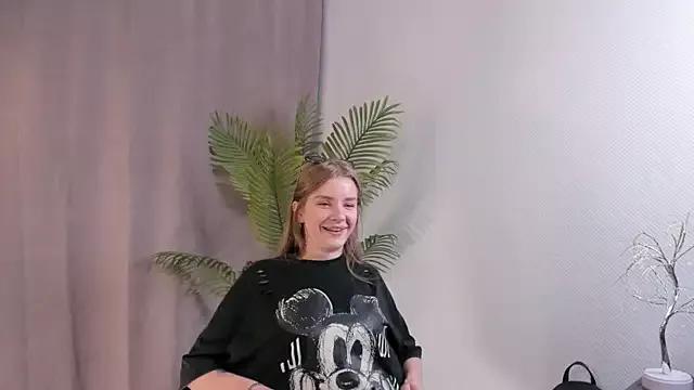 JeraldineBowser webcams show profile image 