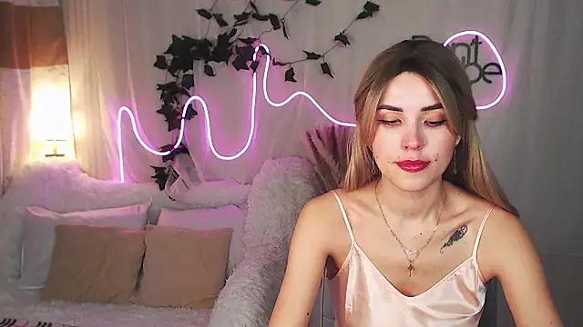 Dirty chat webcam: explore liveshows with versed models, from laying bare to fetishes, in a variety of sexy free adult webcams.