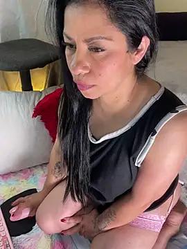 Jessi-love from StripChat