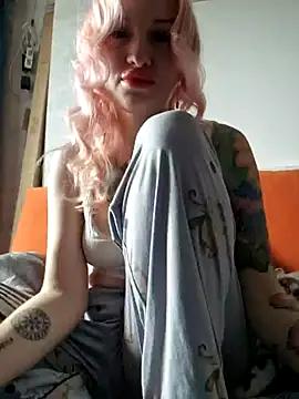 JessicaInver from StripChat