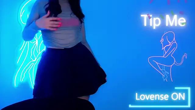 Jessie_Kisss from StripChat