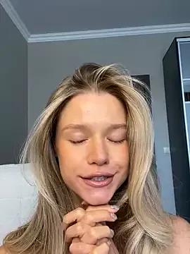 JessIsLove from StripChat