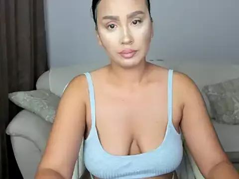 JessyDevine from StripChat