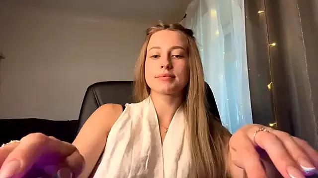 Jetta_Corsacami from StripChat