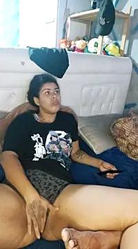 Jhenysantos webcams show profile image 