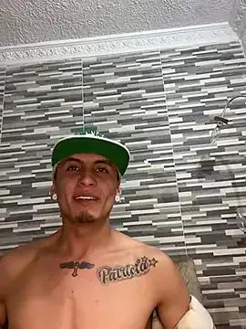 Jhonatan-_ webcams show profile image 