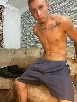 Jhonatan-_ from StripChat is Freechat