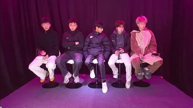 Photos of Jiesong-001 from StripChat is Freechat