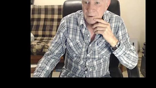 jimmy_d47 from StripChat
