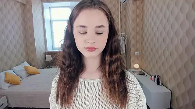 JinnyMcie from StripChat