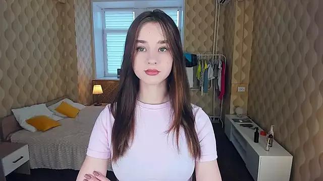 JinnyMcie from StripChat