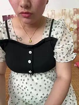 Jioujiouq webcams show profile image 