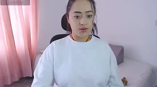 jjulietha95 from StripChat