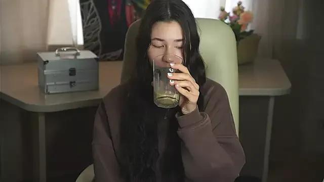 JodieGiroux webcams show profile image 