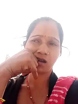 Jooli_xx from StripChat