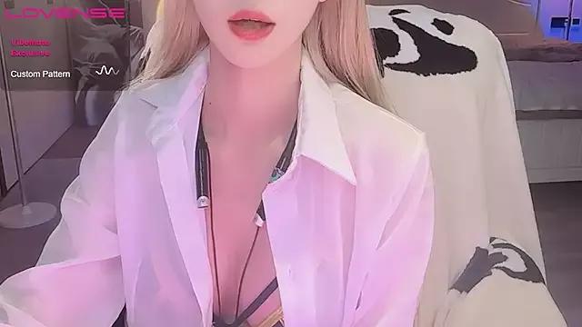 JoooJo_ from StripChat