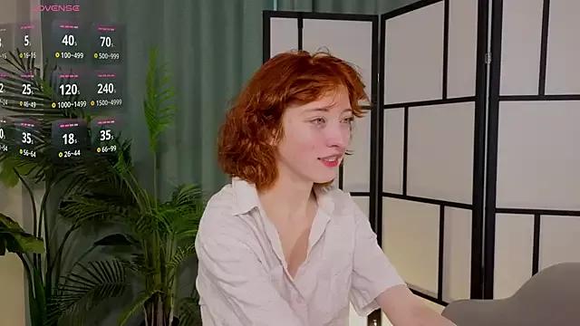 JuanaFriesz from StripChat is Freechat
