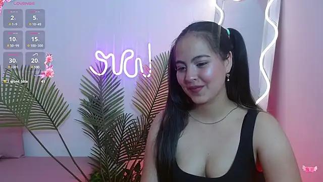 juanita_tay from StripChat is Freechat