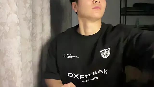 Photos of Juhone from StripChat is Freechat