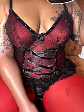 juicybatate from StripChat is Freechat
