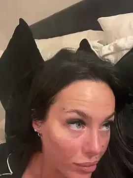 Photos of juicylucie from StripChat is Freechat