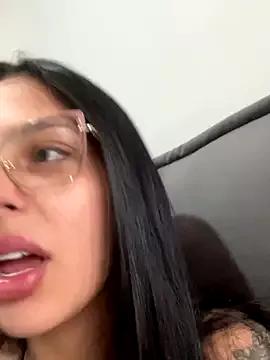 Photos of jujuarantes__2025 from StripChat is Freechat