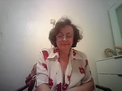 Julia54391 from StripChat is Freechat