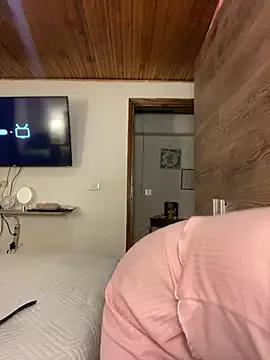 juliana-mancini from StripChat is Freechat