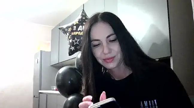 JulianaGold1 from StripChat is Freechat