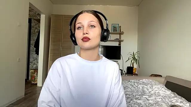 JuliaTwink on StripChat