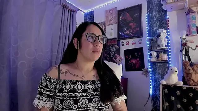 julibella_sweet from StripChat is Freechat