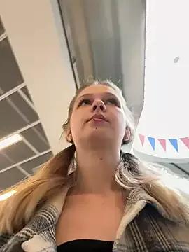 Julie-bae webcams show profile image 