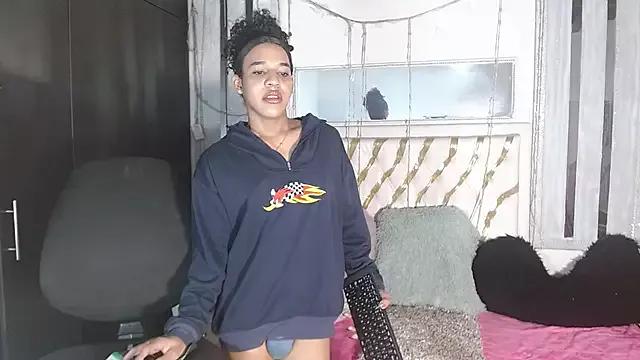 julieta_sweet_ from StripChat is Freechat