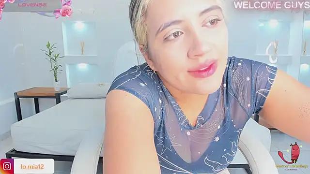 julietha_taylor from StripChat is Freechat